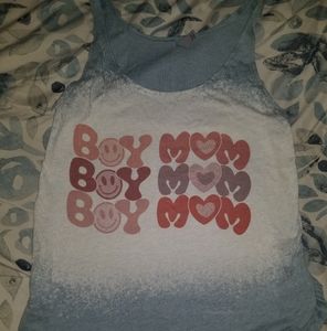 Boy mom bleached tank size M
